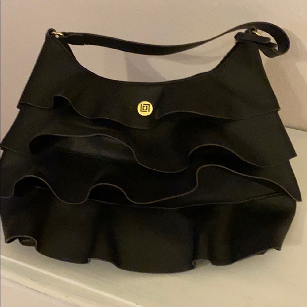 Liz adorable and fun black purse.